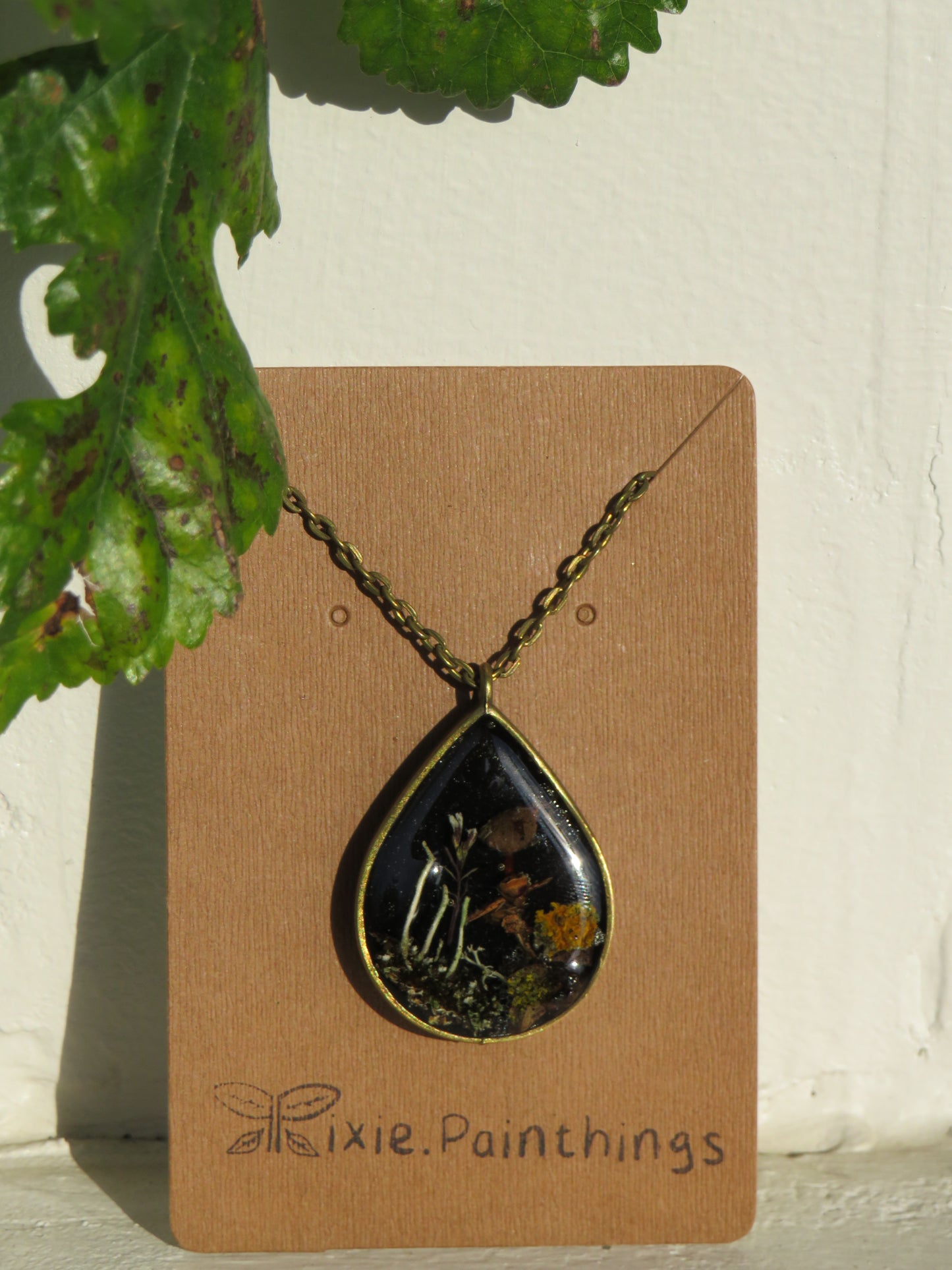 Teardrop (Black) #1