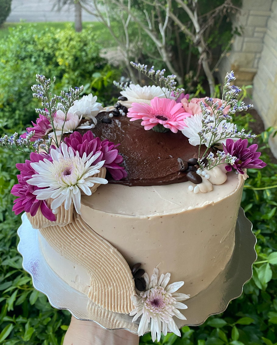 Custom Cakes by Amanita Haus